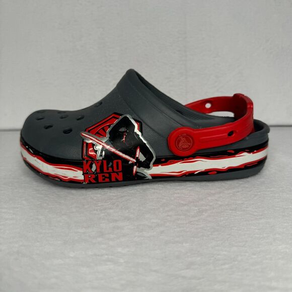 CROCS Clogs Classic Star Wars Kylo Ren Gray Red Slip-On Boys Size J 3 - Picture 6 of 11